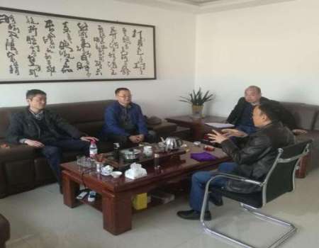 熱烈歡迎開封大學(xué)領(lǐng)導(dǎo)、專家到開閥公司指導(dǎo)、視察！